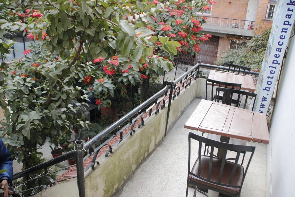 Hotel Peace N Park Katmandu Eksteriør bilde