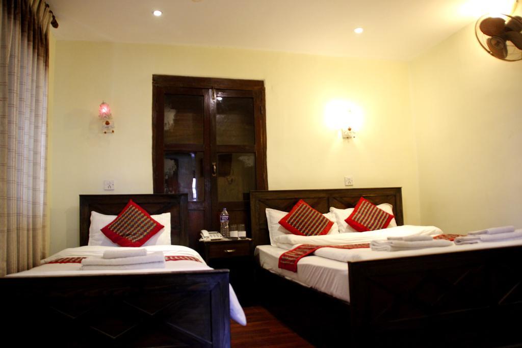 Hotel Peace N Park Katmandu Eksteriør bilde